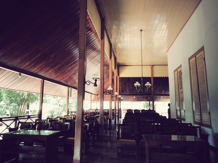 The Dusty Sneakers - Tur Kartini - 1