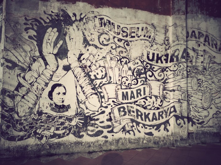 The Dusty Sneakers I Tur Kartini I 4