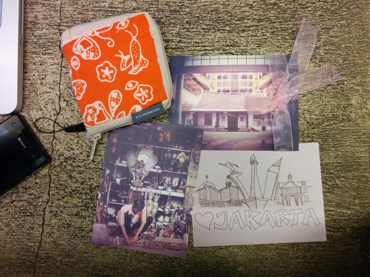 Sua Pelancong goodies: postcards from Indohoy and reusable bag from Greeneration