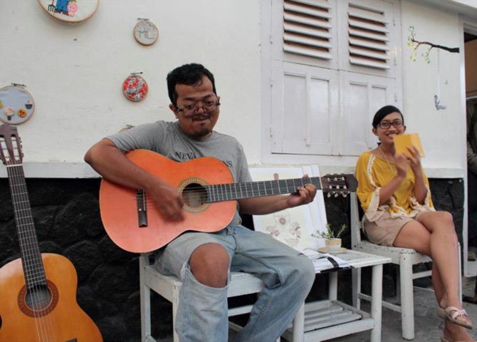 Dito Yuwono and Mira Asriningtyas, the brains and hearts behind Lir