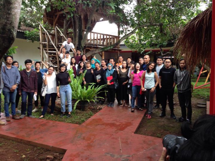 The Dusty Sneakers I Kenduri Kata 1