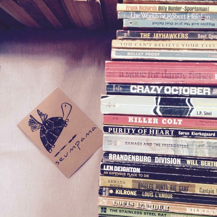 The Dusty Sneakers I Seumpama 10