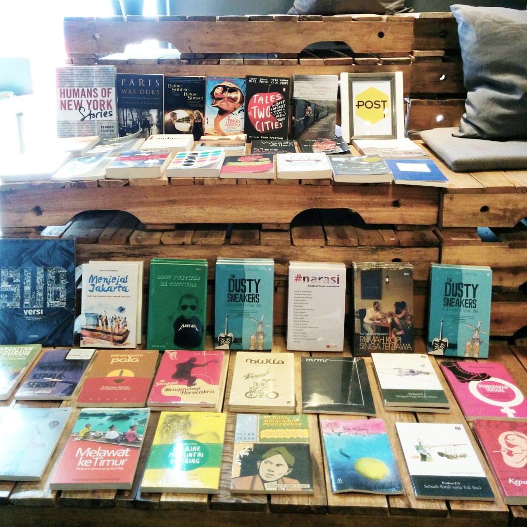 The Dusty Sneakers I Wego Hangout 4